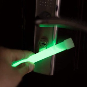 Long-Lasting Glow Sticks